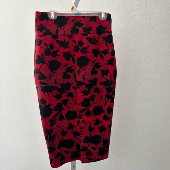 Thalia Sodi Skirt Extra Small Red Floral Stretch Whimsigoth Dark Academia Gothic - Picture 2 of 12
